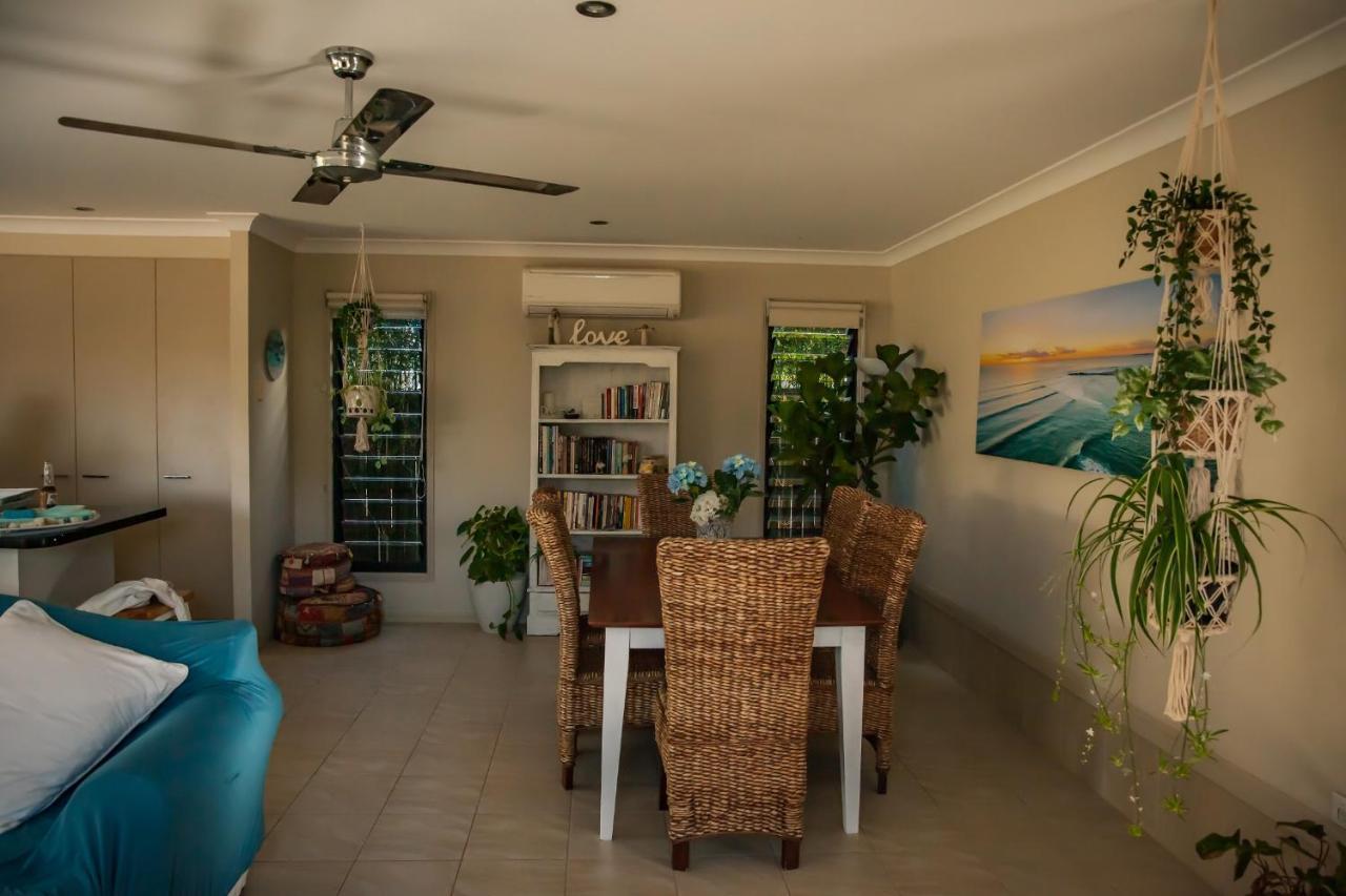 Homestay Beach Escape Magnesium Pool Dog Happy Gc Airport *